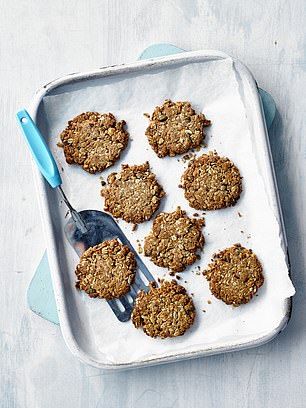Crumbly oat cookies