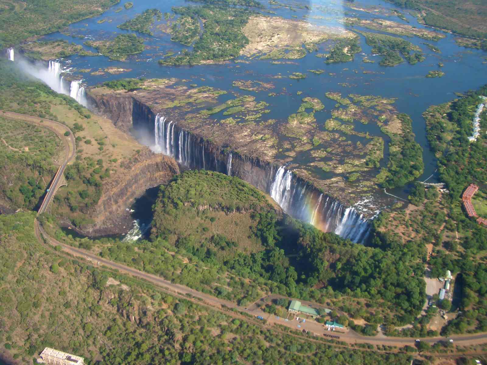 Водопад Виктория, Замбия-Зимбабве - AirPano.ru • 360 Градусов Аэрофотопанорамы • 3D Виртуальные Туры Вокруг Света