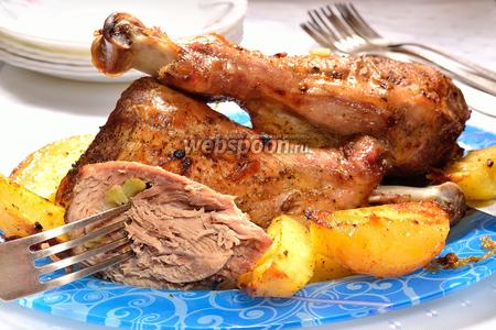 Фото рецепта Запечённые голени индейки