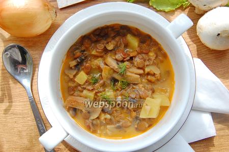 Фото рецепта Томатно-сливочный суп с грибами и зелёной чечевицей