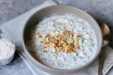 Фото рецепта Суп «Таратор» с грецким орехом