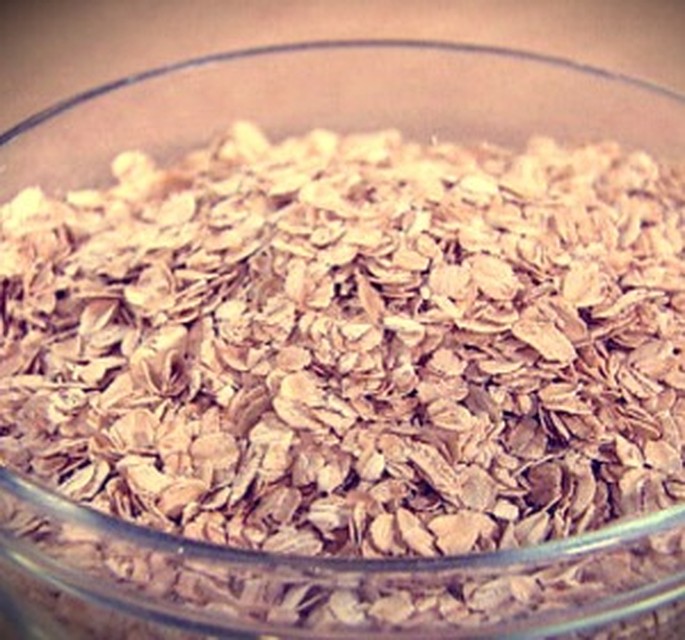 Ничего кроме овсяных хлопьев в составе быть не должно 