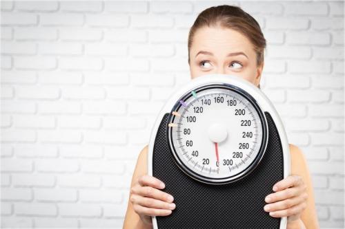 От чего набирается лишний вес у женщин. 7 причин, по которым женщины быстро набирают вес